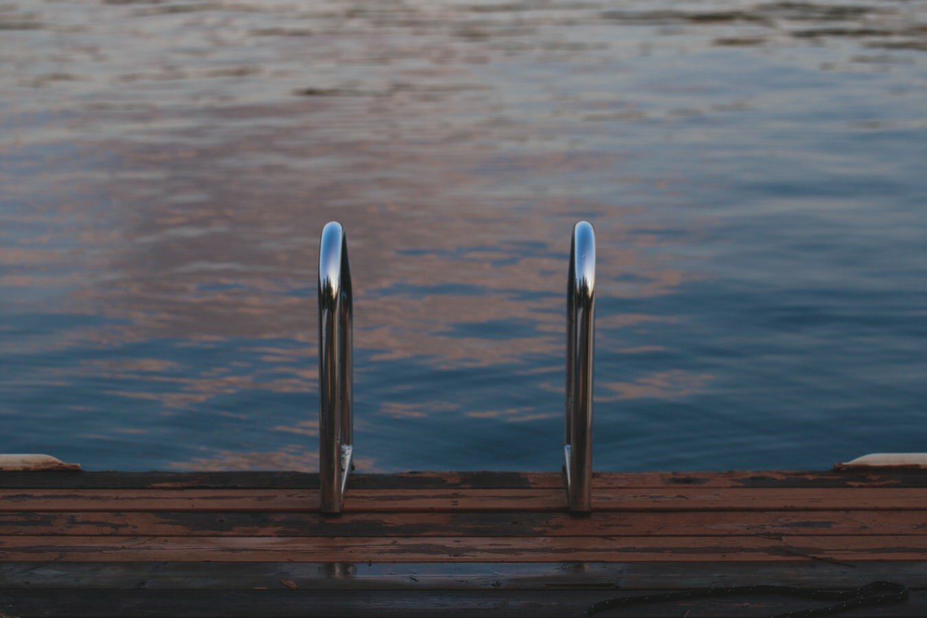 echelle de piscine